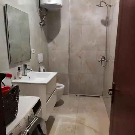 Elmasapartamentdurres Apartment